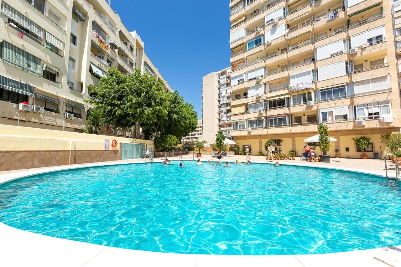 Ver853 - Estudio Con Terraza Vistas Al Mar, Piscina, Playa, Centro Torremolinos Exterior photo